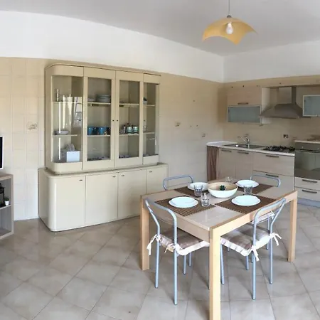 Casa Lelia Holiday home *