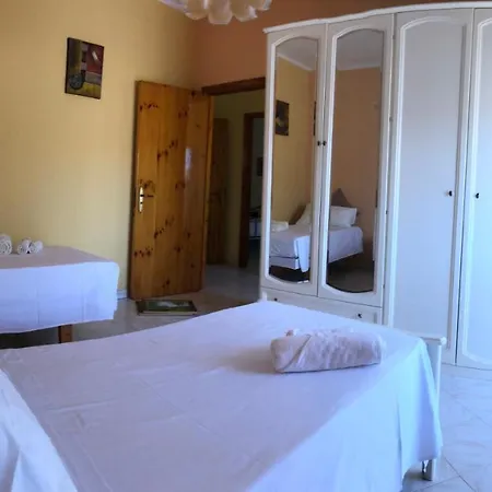 Casa Lelia Holiday home *